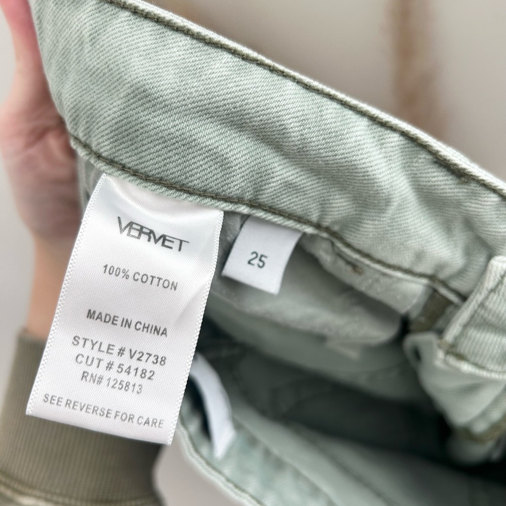 Vervet Flying Monkey 90s Inspired High Rise Distressed Cropped Jeans - Size 25 - Picture 5 of 5